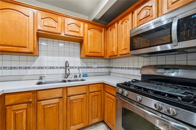 6489 Alta Gracia, Tujunga, CA 91042
