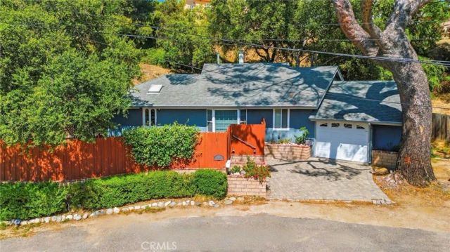 6489 Alta Gracia, Tujunga, CA 91042