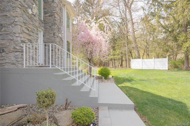 774 Haverstraw Road, Suffern, NY 10901