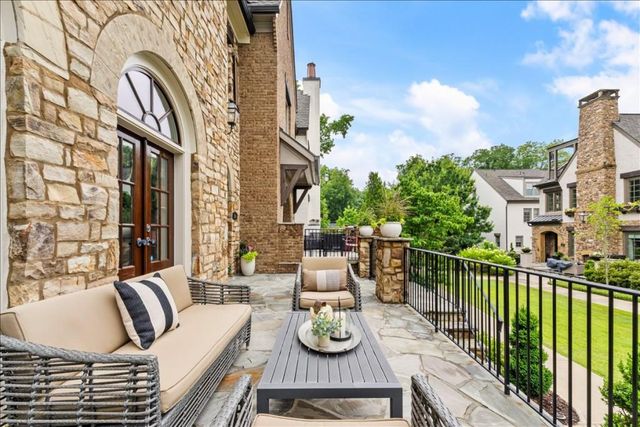 204 Violet Garden Walk, Alpharetta, GA 30004
