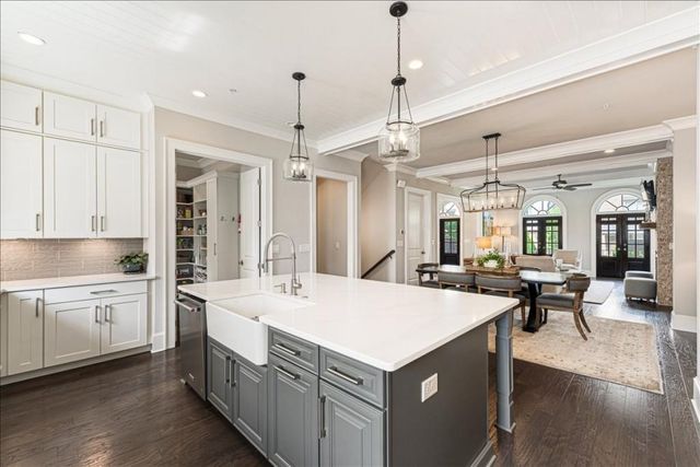 204 Violet Garden Walk, Alpharetta, GA 30004