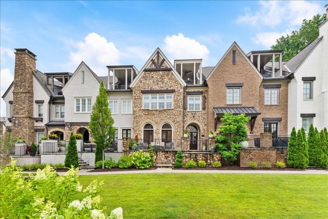 204 Violet Garden Walk, Alpharetta, GA 30004