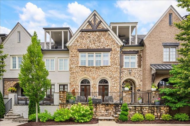 204 Violet Garden Walk, Alpharetta, GA 30004