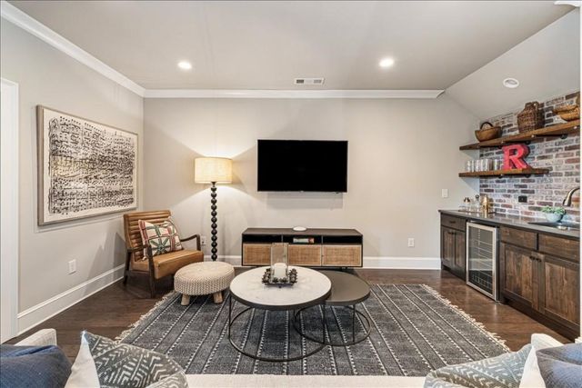 204 Violet Garden Walk, Alpharetta, GA 30004