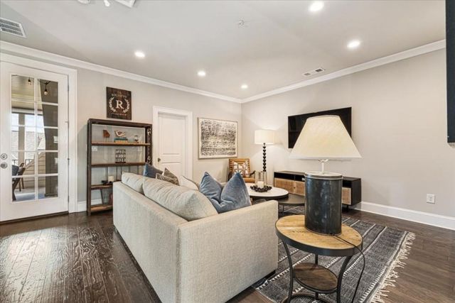 204 Violet Garden Walk, Alpharetta, GA 30004