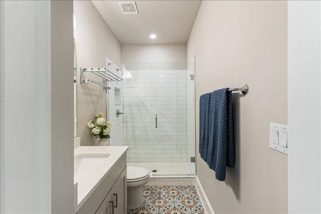 204 Violet Garden Walk, Alpharetta, GA 30004