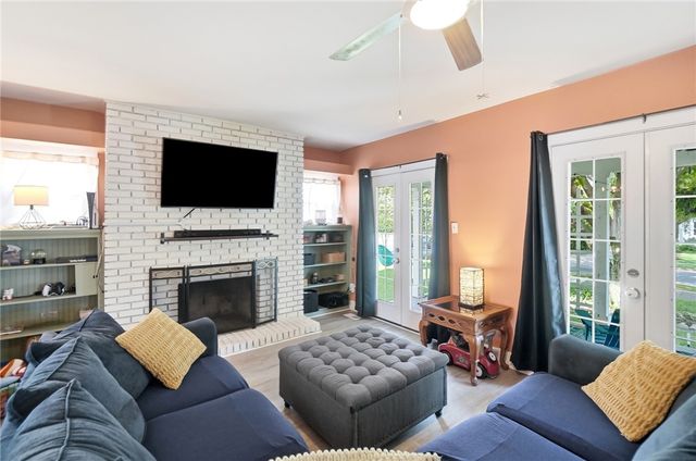1745 Catalpa Drive, Dayton, OH 45406