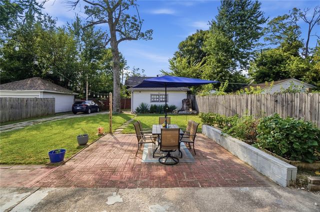 1745 Catalpa Drive, Dayton, OH 45406