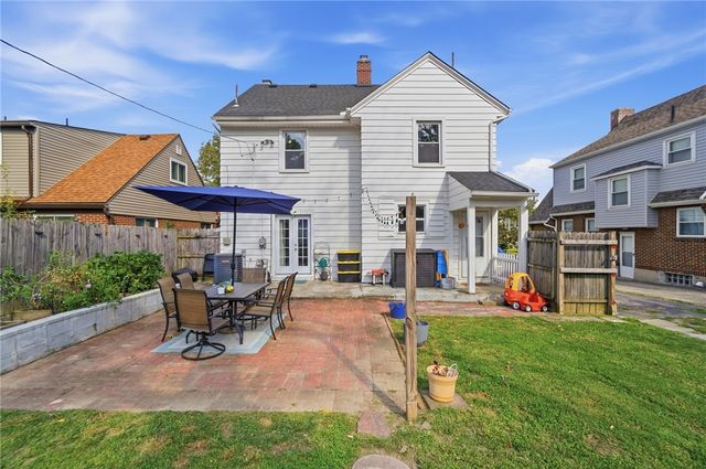 1745 Catalpa Drive, Dayton, OH 45406