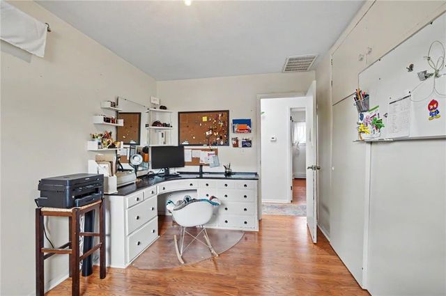 1447 Summit Street, Lawrence, KS 66044