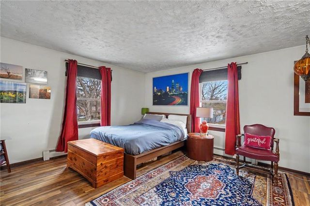 1447 Summit Street, Lawrence, KS 66044
