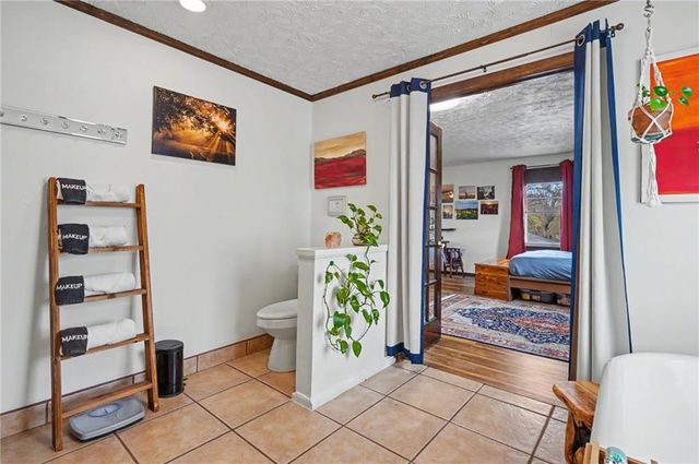 1447 Summit Street, Lawrence, KS 66044