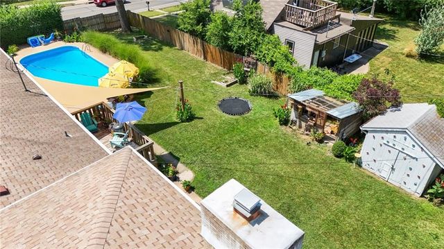 1447 Summit Street, Lawrence, KS 66044