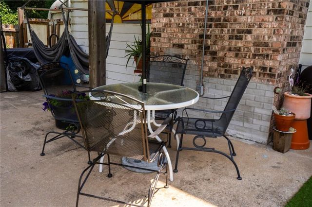 1447 Summit Street, Lawrence, KS 66044