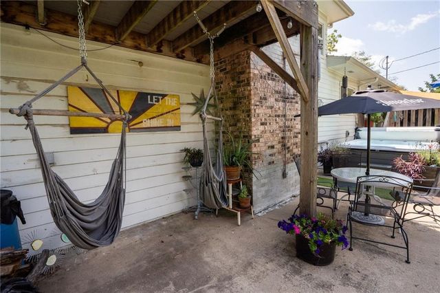 1447 Summit Street, Lawrence, KS 66044