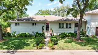 1447 Summit Street, Lawrence, KS 66044