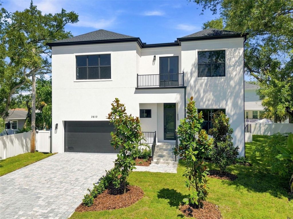 Image 1 of property listing at 3610 S RENELLIE DRIVE, Tampa, FL 33629