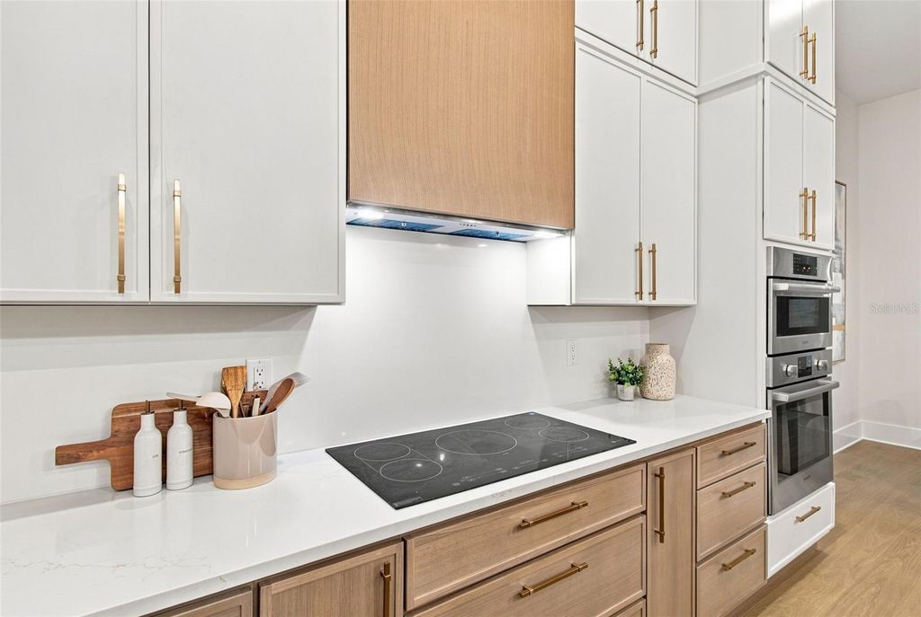 Image 38 of property listing at 3610 S RENELLIE DRIVE, Tampa, FL 33629