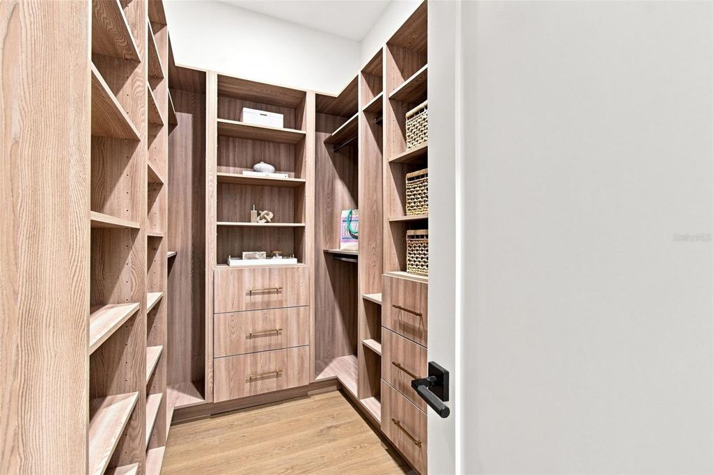 Image 56 of property listing at 3610 S RENELLIE DRIVE, Tampa, FL 33629