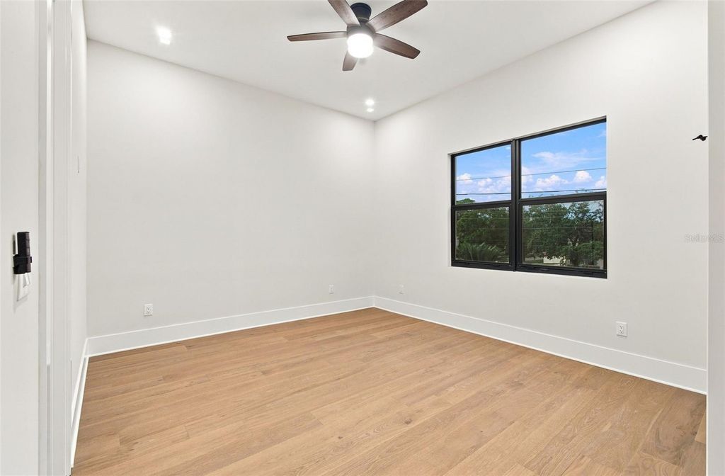 Image 64 of property listing at 3610 S RENELLIE DRIVE, Tampa, FL 33629