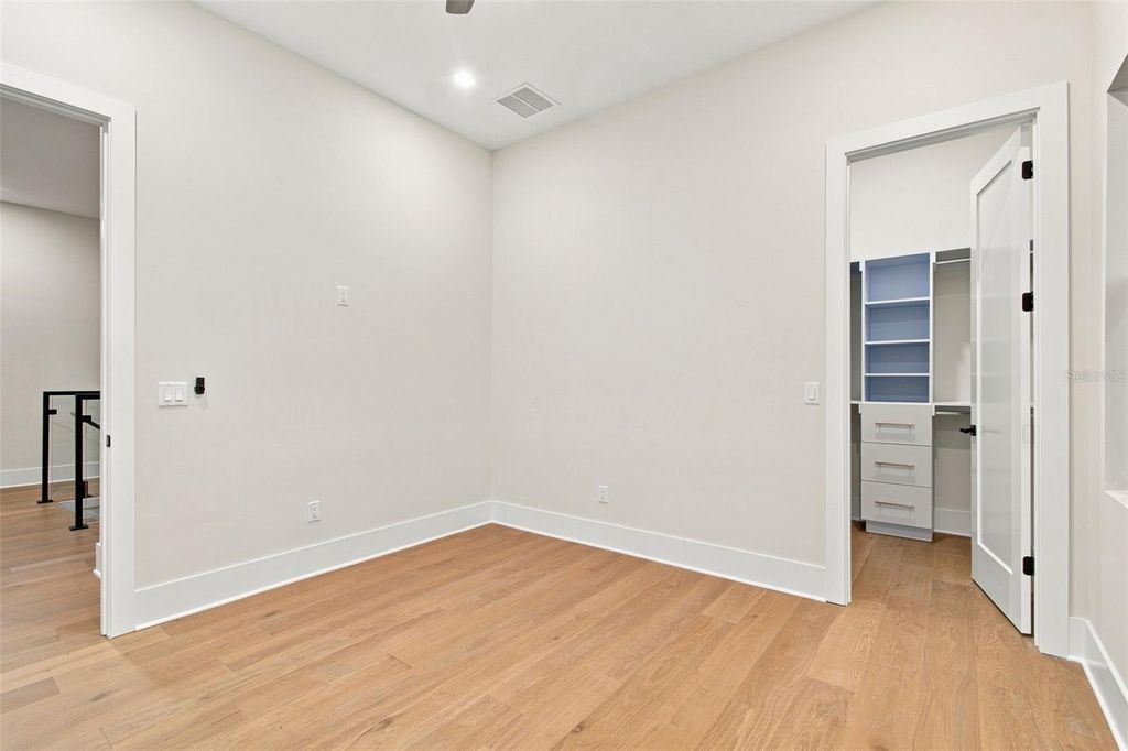 Image 70 of property listing at 3610 S RENELLIE DRIVE, Tampa, FL 33629