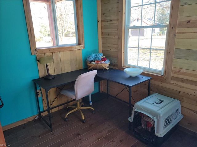 144 Nelson DR, Newport News, VA 23601