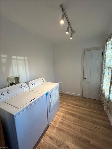 144 Nelson DR, Newport News, VA 23601