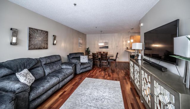 471 Frederick Circle 1503, Hastings, MN 55033