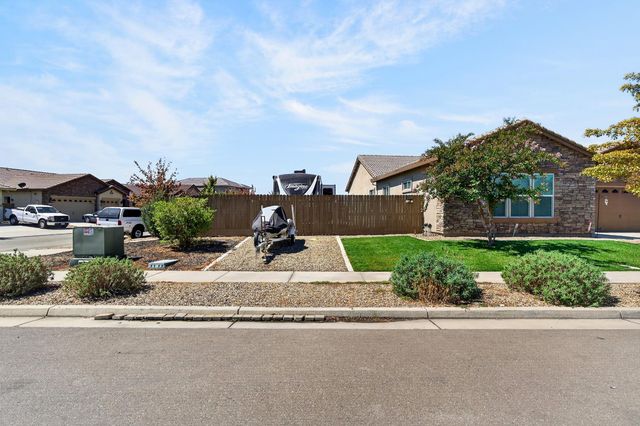 2013 Van Ruiten Dr, Lodi, CA 95242