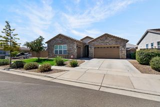 2013 Van Ruiten Dr, Lodi, CA 95242
