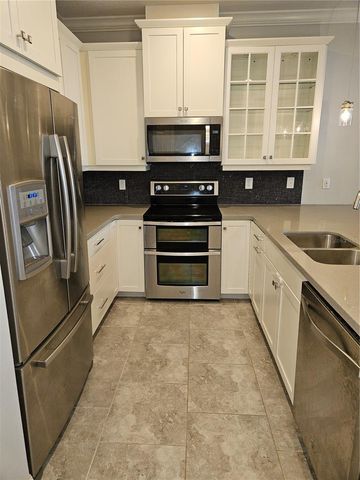 2812 CELLO LN, Kissimmee, FL 34741