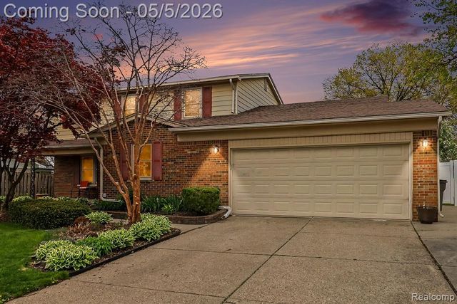 40270 Sara Rose Drive, Clinton Township, MI 48038