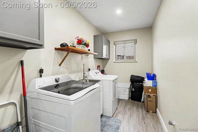 40270 Sara Rose Drive, Clinton Township, MI 48038