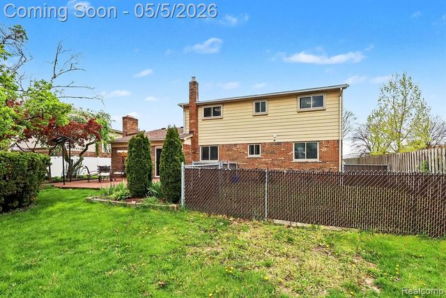40270 Sara Rose Drive, Clinton Township, MI 48038