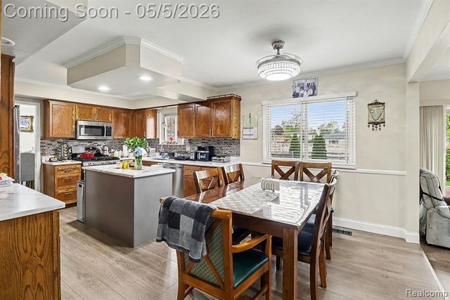 40270 Sara Rose Drive, Clinton Township, MI 48038