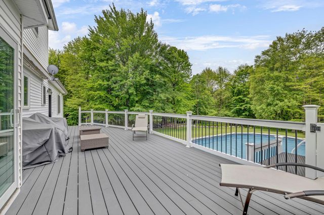 309 Quannacut Road, Pine Bush, NY 12566