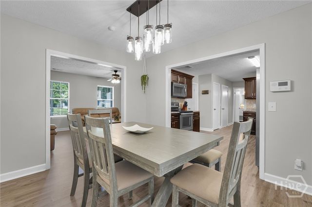 306 Redan Drive, Savannah, GA 31410