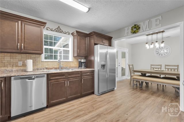 306 Redan Drive, Savannah, GA 31410