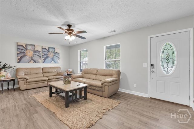 306 Redan Drive, Savannah, GA 31410