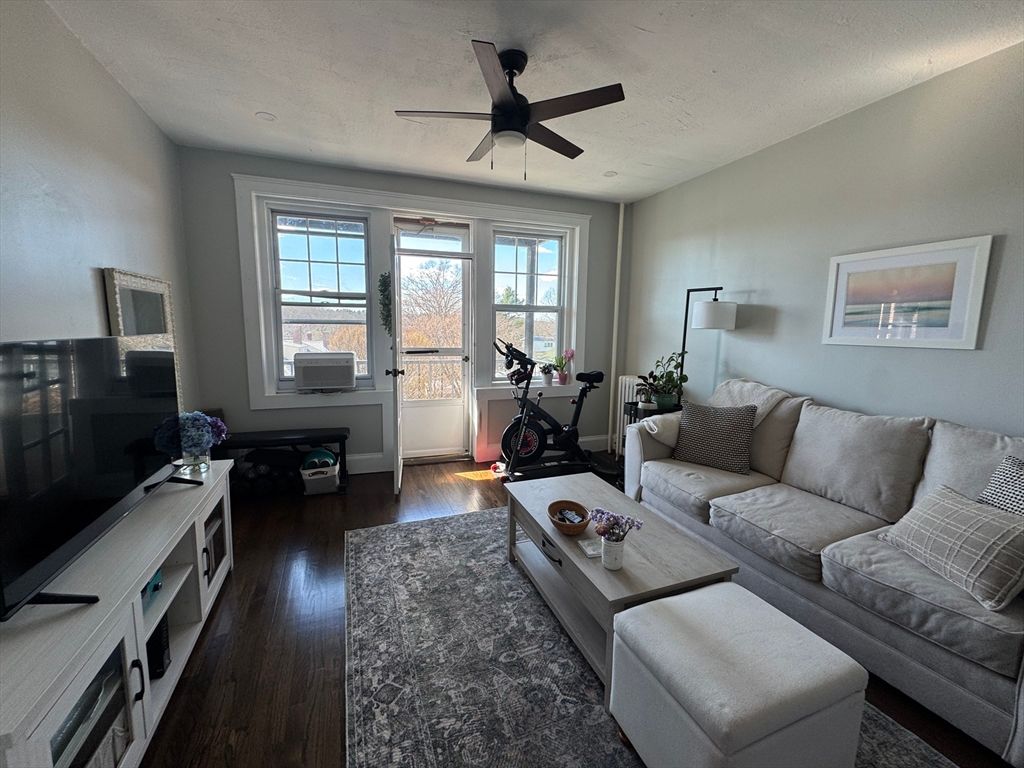 339 S. Huntington Ave 7, Boston, MA 02130