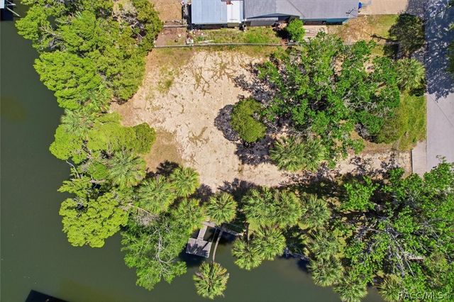 1941 NW 16th Street, Crystal River, FL 34428