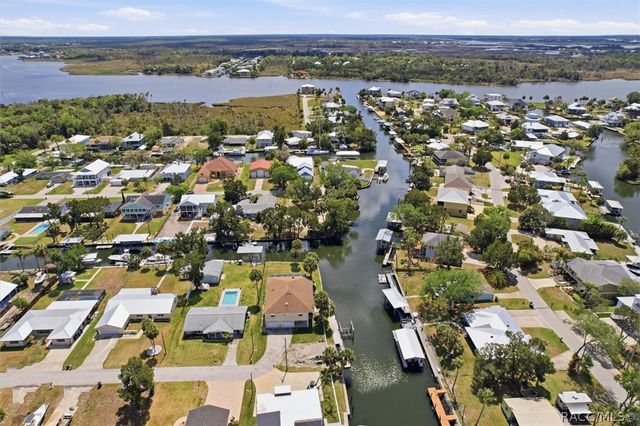 1941 NW 16th Street, Crystal River, FL 34428