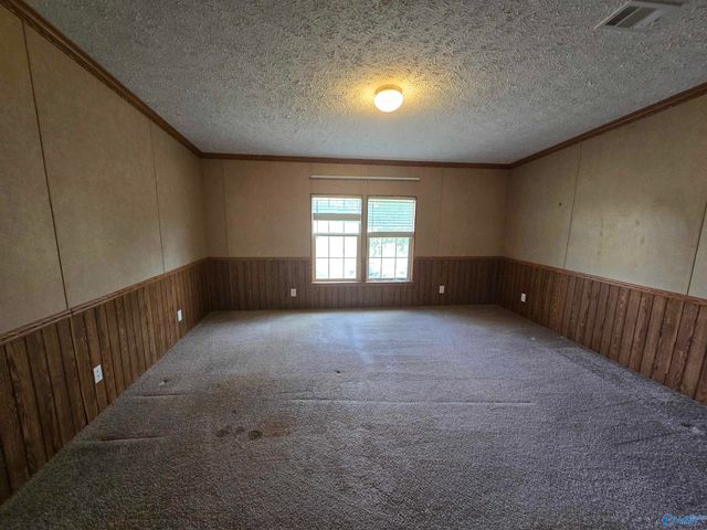 7619 County Road 30, Woodville, AL 35776