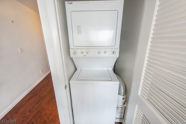 1 Claridge Drive 300, Verona Twp., NJ 07044