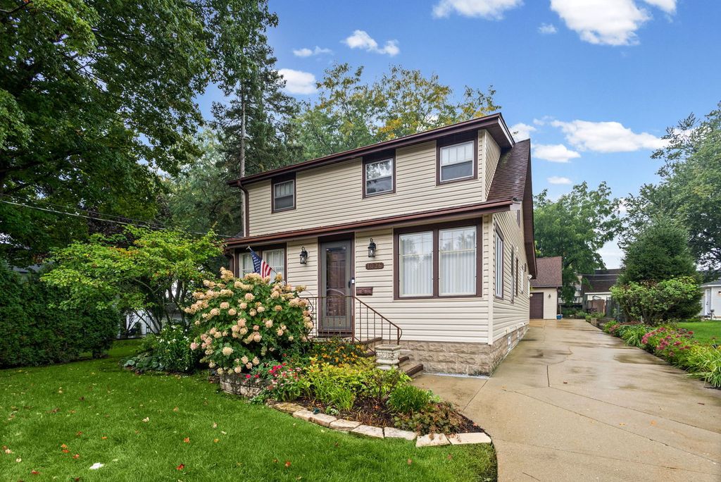 1026 Spafford Street, Antioch, IL 60002