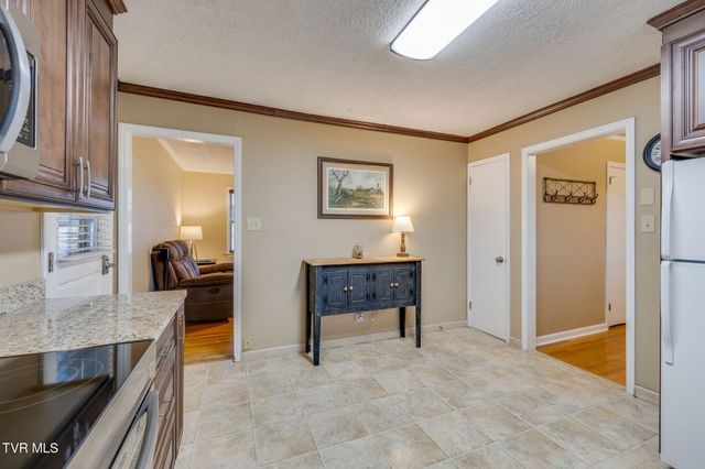 1504 Squibb Drive, Johnson City, TN 37601