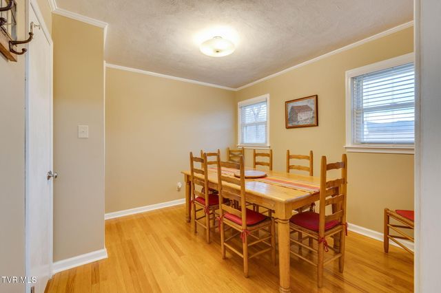 1504 Squibb Drive, Johnson City, TN 37601