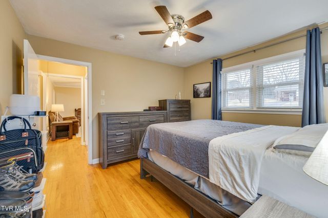 1504 Squibb Drive, Johnson City, TN 37601