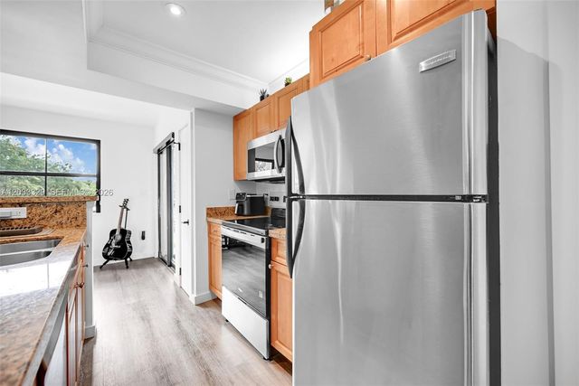 10560 SW 156th Place 208, Miami, FL 33196