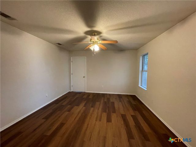 2105 Miller Street, Belton, TX 76513
